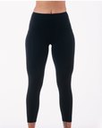 Woman's Essential 7/8 Leggings