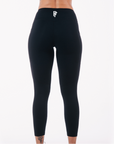 Woman's Essential 7/8 Leggings